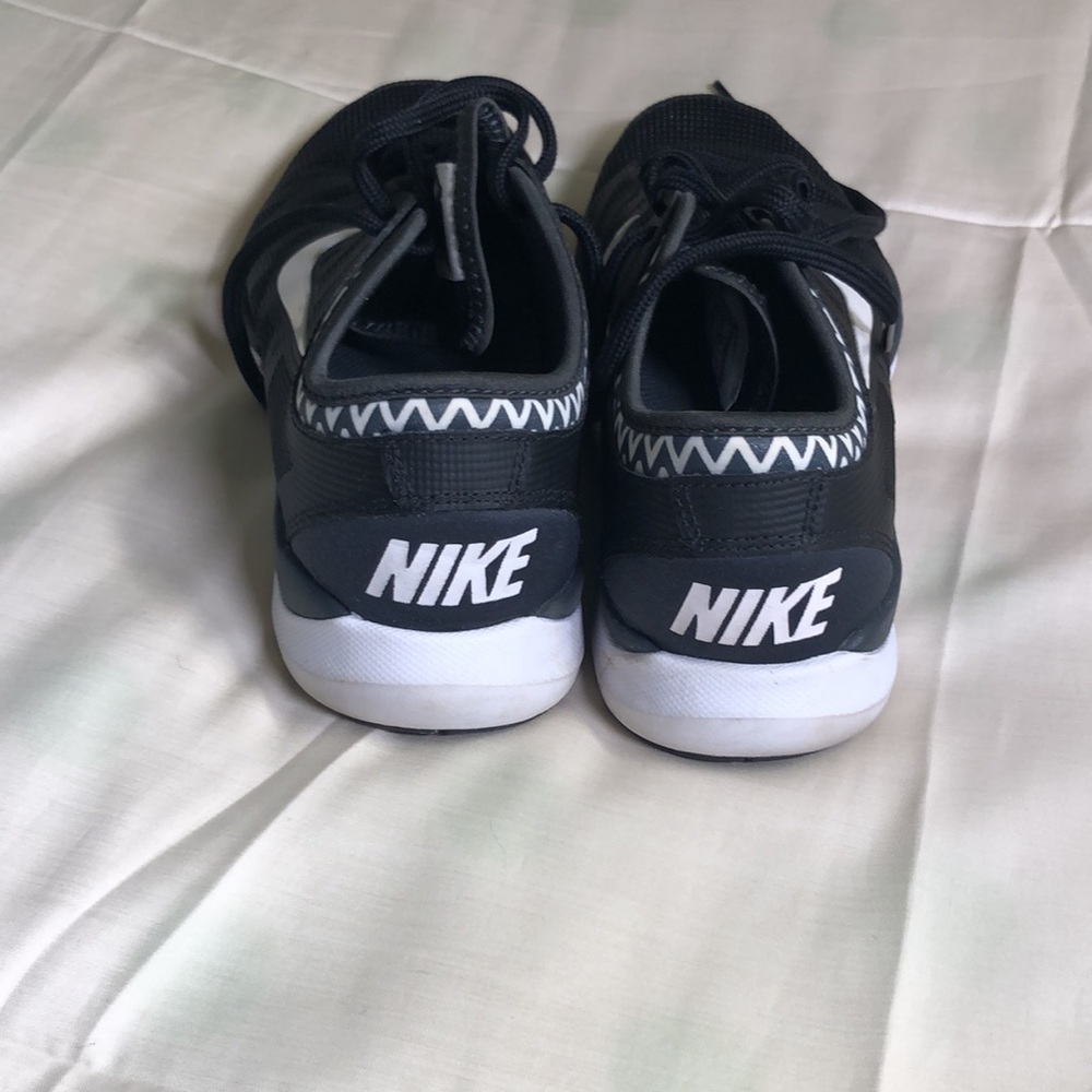 Nike training - Picture 2 of 8